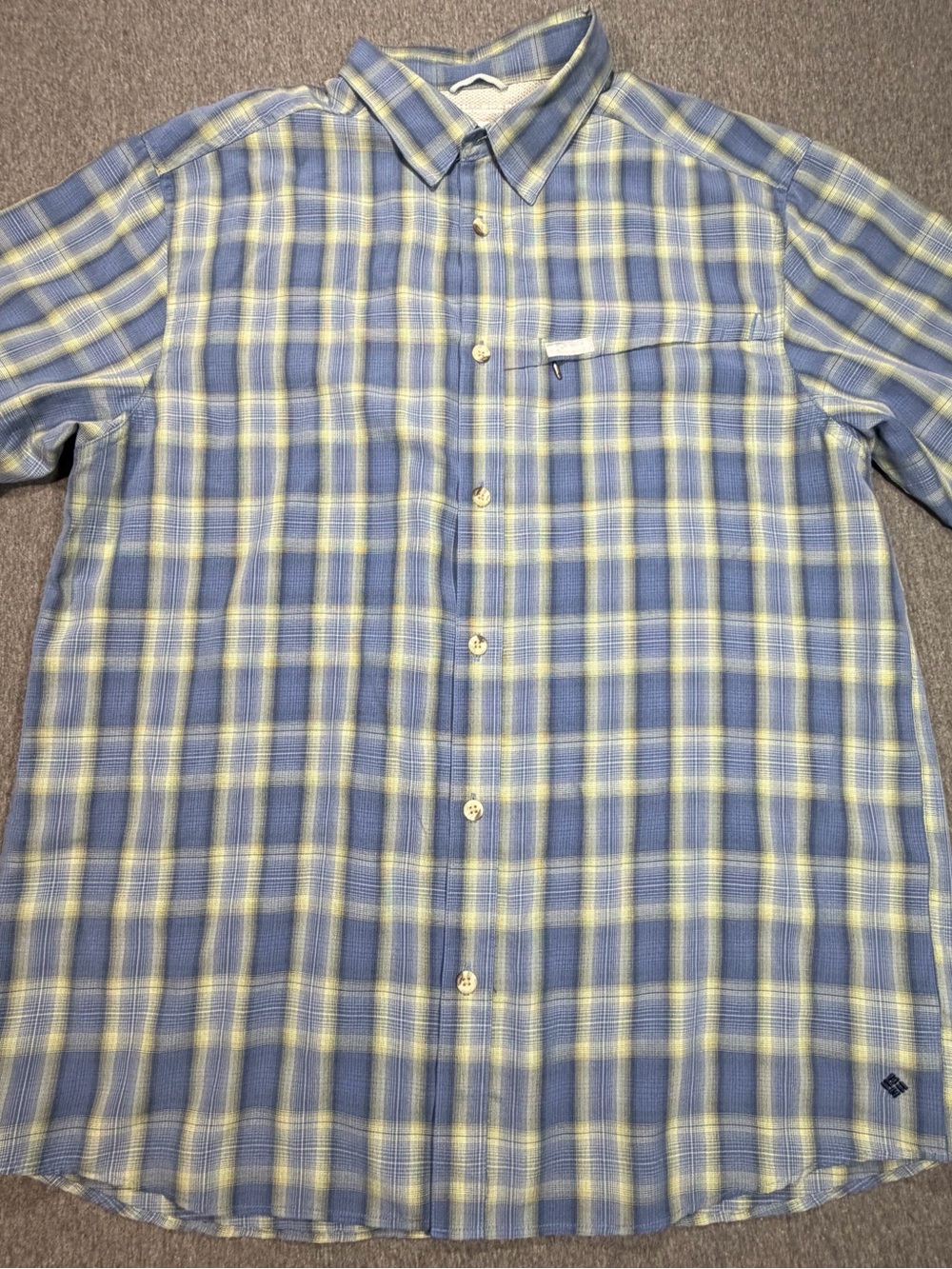 Columbia Omni-Shade Plaid Fishing Shirt Men's Short Sleeve Green Blue Size L